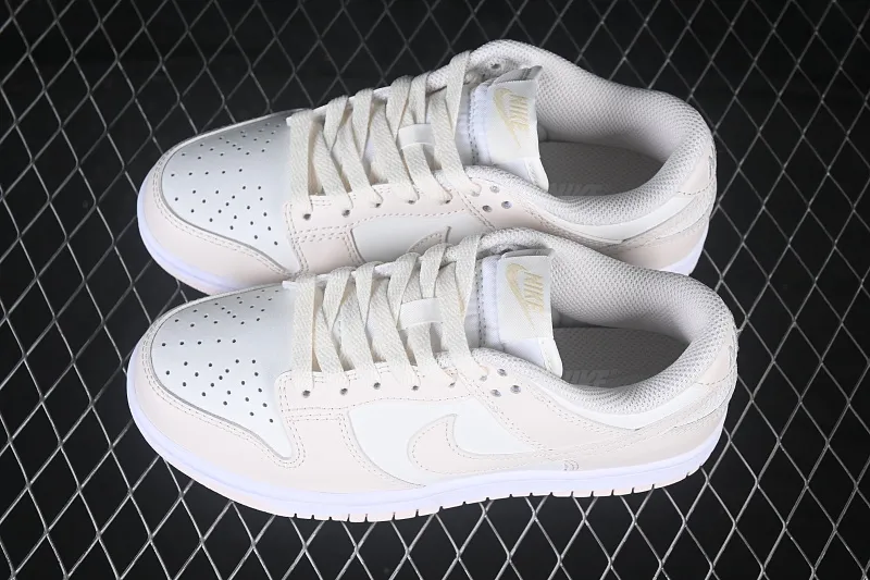 All categories Nk SB Dunk series Nk SB Dunk Low low-top sneakers Nike SB Dunk Low light pink low-top casual sneakers IM6572-105